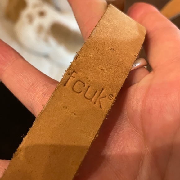 FCUK French Connection vintage 100% leather tooled purse in excellent condition - Picture 9 of 9